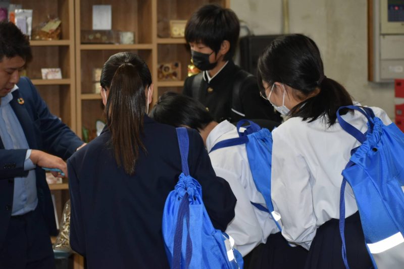 岡山市立岡北中学校の生徒がSDGs学習で弊社へ見学に来社されました！